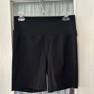 Yogalicious Lux Everyday 7" Black Shorts